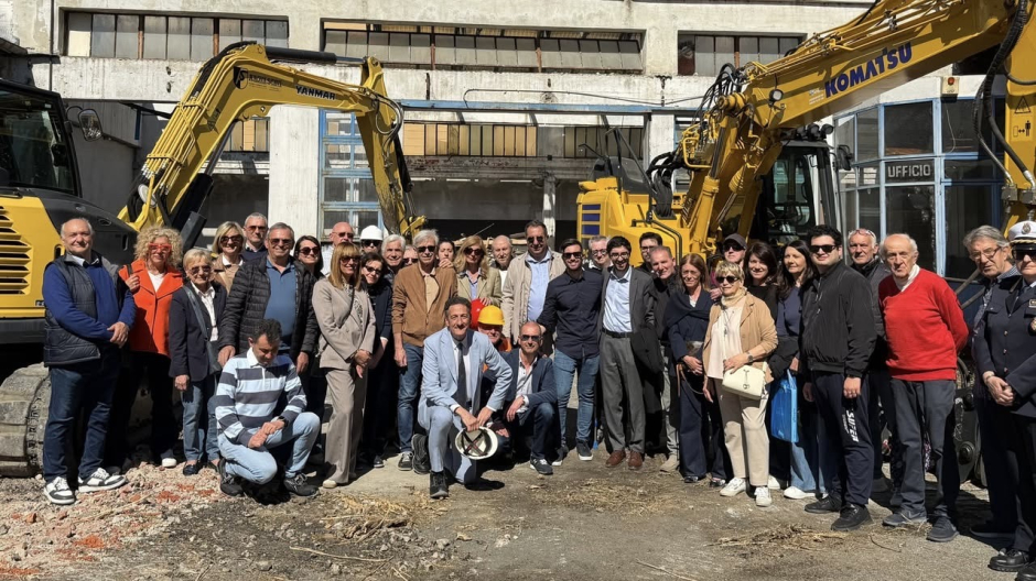 Arona, partiti lavori per realizzazione nuovo parcheggio in via Torino